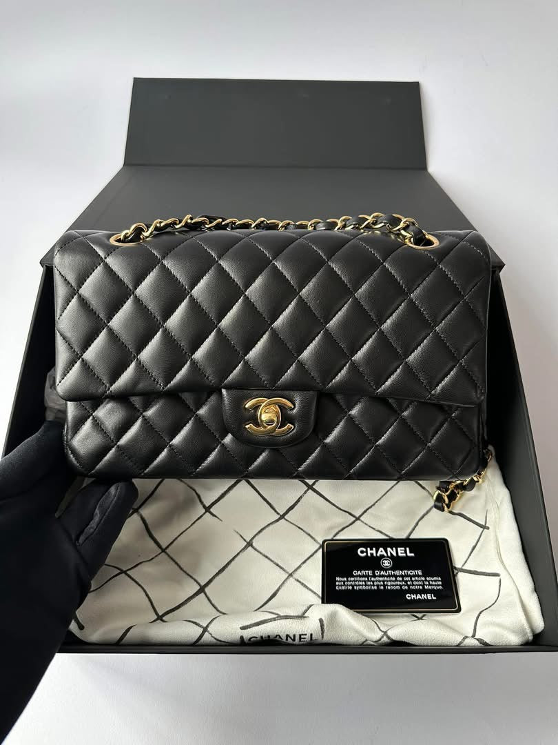 CHANEL 19S Medium Classic Quilted Caviar Black GHW